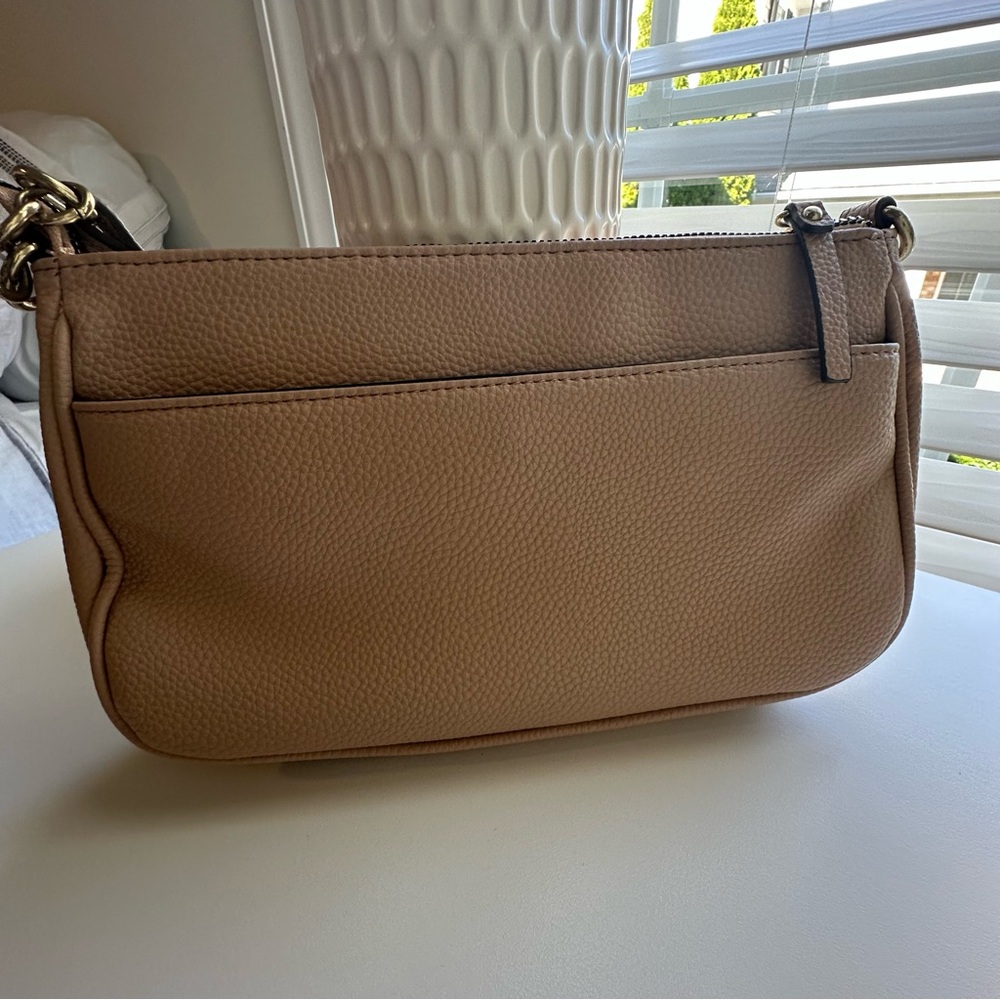 Nanette Lepore Beige/pale pink pebbled vegan Leather purse - Picture 4 of 7